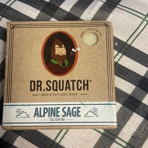 NWT dr . Squatch alpine sage scent